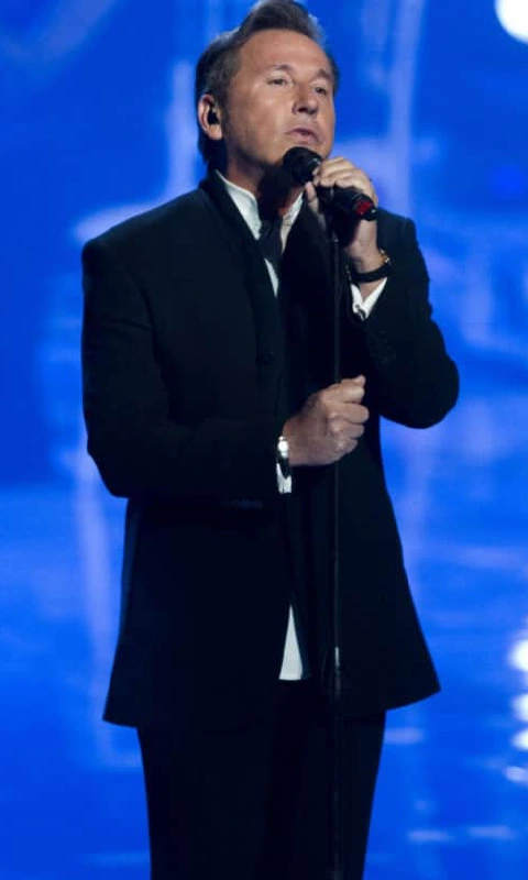 Ricardo Montaner enternece al mostrar un lindo obsequio para su nieto Apolo Ricardo Montaner enternece al mostrar un lindo obsequio para su nieto Apolo